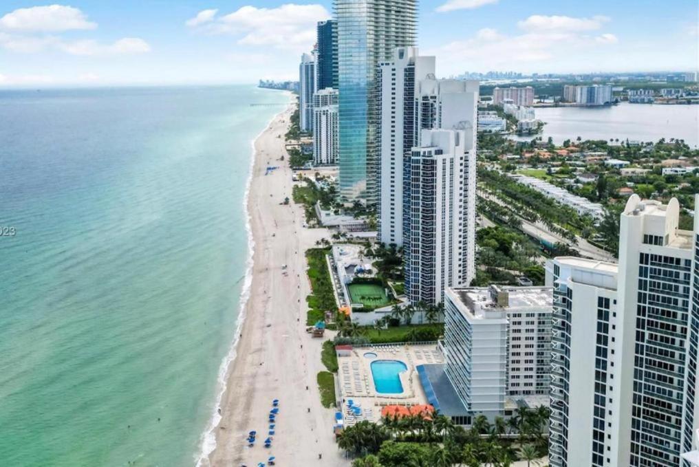 Oceanfront With Balcony Sunny Isles - Spectacular! Apartamento Miami Beach Exterior foto