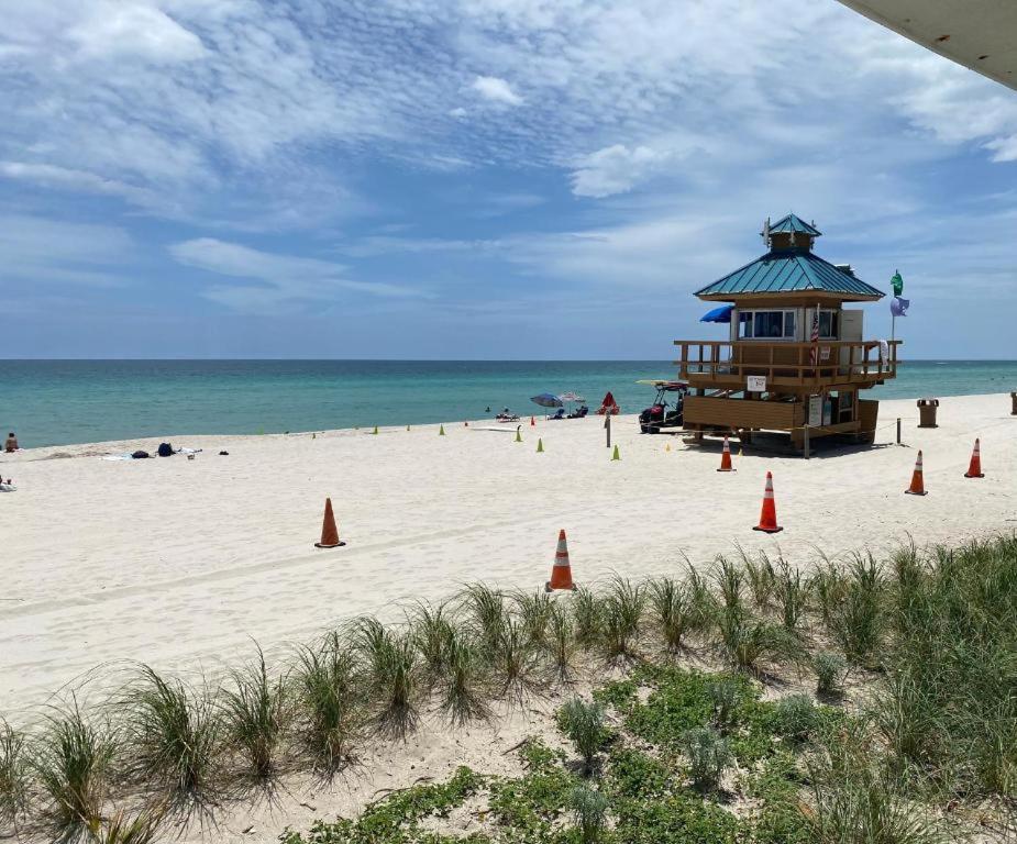 Oceanfront With Balcony Sunny Isles - Spectacular! Apartamento Miami Beach Exterior foto