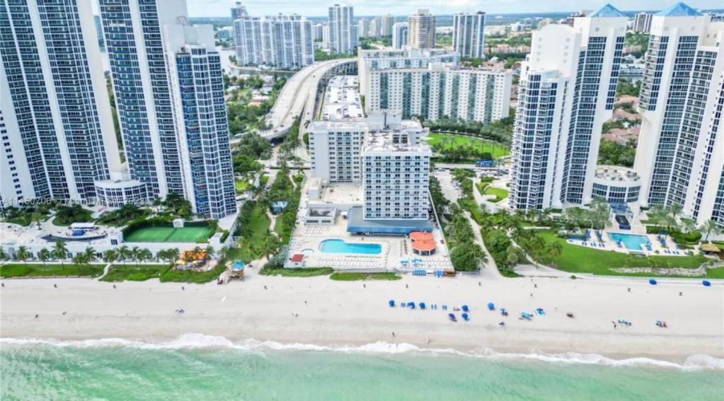 Oceanfront With Balcony Sunny Isles - Spectacular! Apartamento Miami Beach Exterior foto